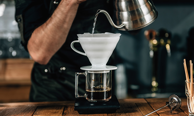 GRAVITA’ – POUR OVER
